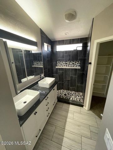 4227 E Agave Desert Trail, Tucson, AZ 85706