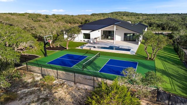 116 Fortunate son, Boerne, TX 78006