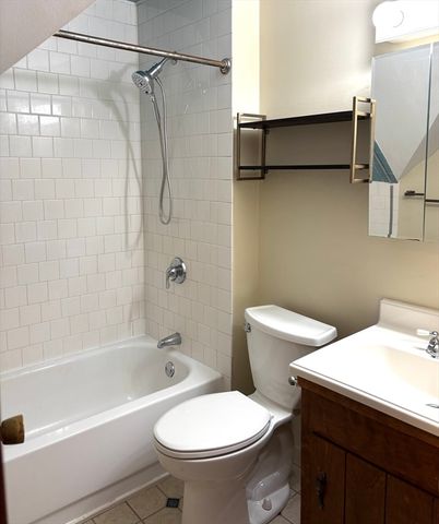 64 Eddy St 3, North Attleboro, MA 02760