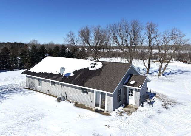 8920 16th Street SW, Backus, MN 56435