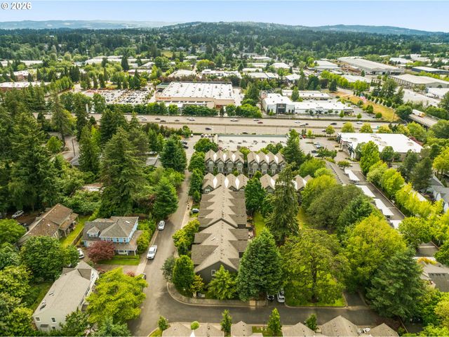6301 ALYSSA Ter, Lake Oswego, OR 97035