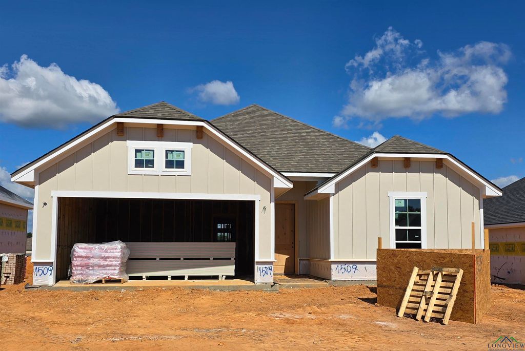 1509 Grace Acres Lane, Longview, TX 75605