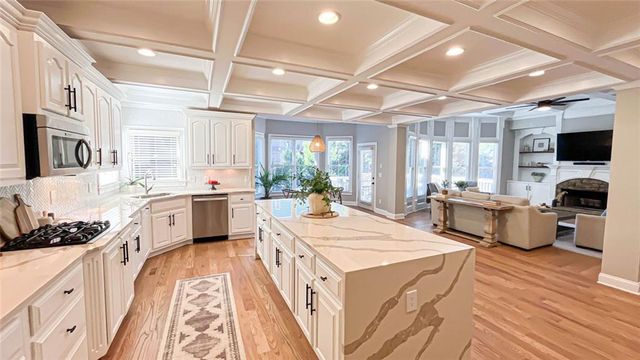 3094 Walkers Falls Way, Buford, GA 30519