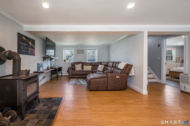 50 Jefferson Circle, Clinton, CT 06413