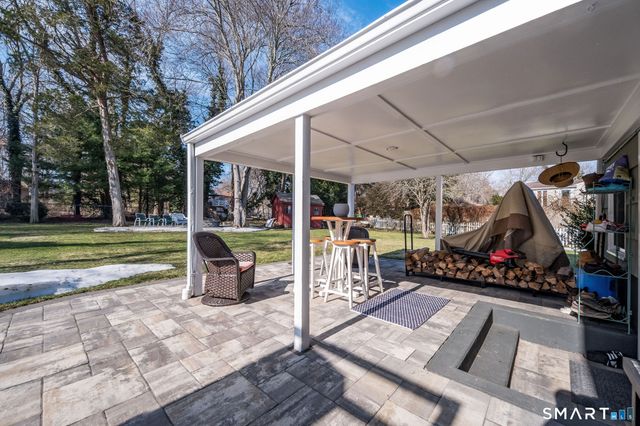 50 Jefferson Circle, Clinton, CT 06413