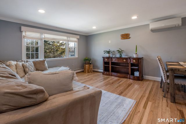 50 Jefferson Circle, Clinton, CT 06413