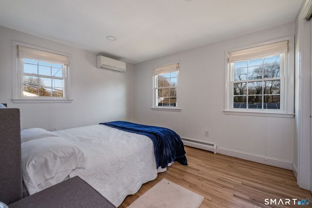 50 Jefferson Circle, Clinton, CT 06413