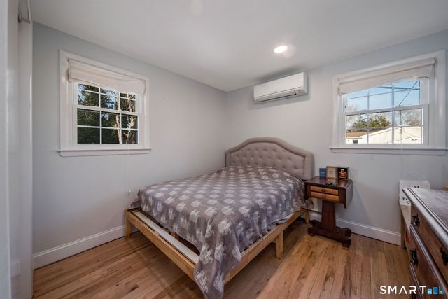 50 Jefferson Circle, Clinton, CT 06413