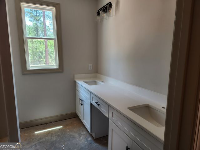 602 Dean Patrick, Locust Grove, GA 30248