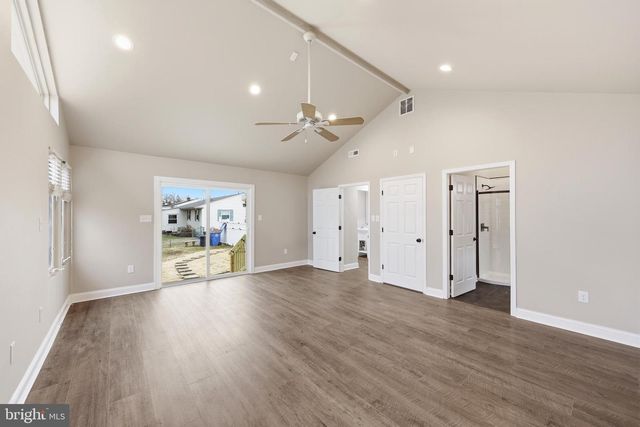 203 CENTRAL AVE, Woodbury Heights, NJ 08097