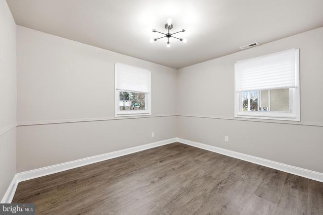 203 CENTRAL AVE, Woodbury Heights, NJ 08097