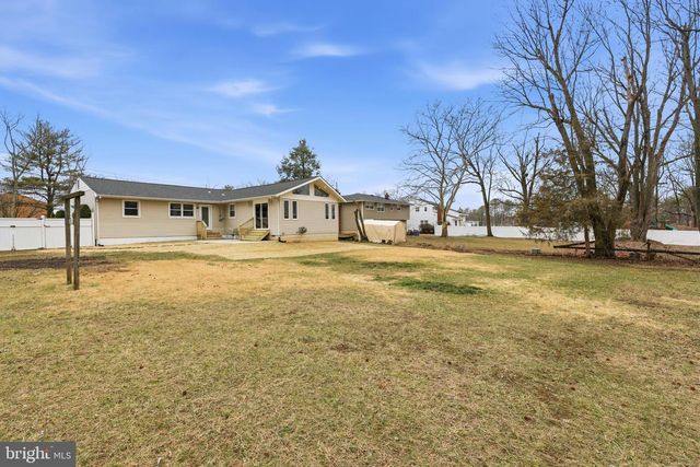 203 CENTRAL AVE, Woodbury Heights, NJ 08097