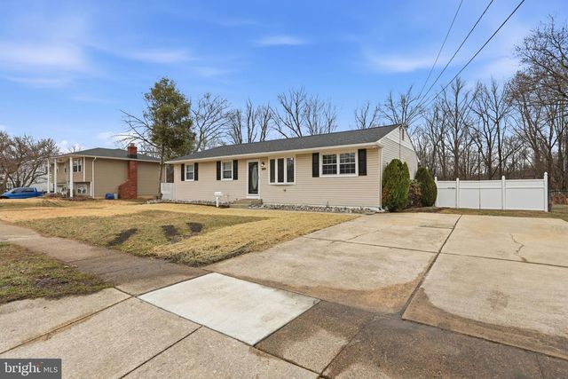 203 CENTRAL AVE, Woodbury Heights, NJ 08097