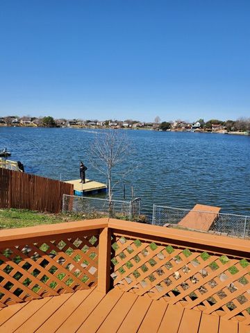 1211 Lakeshore Drive, Irving, TX 75060