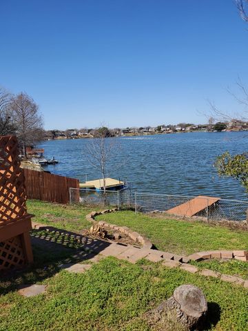 1211 Lakeshore Drive, Irving, TX 75060