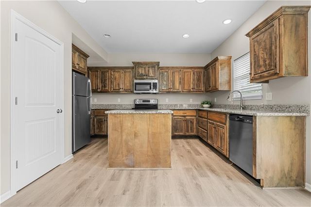 20208 E 23rd Terrace Court S, Independence, MO 64057