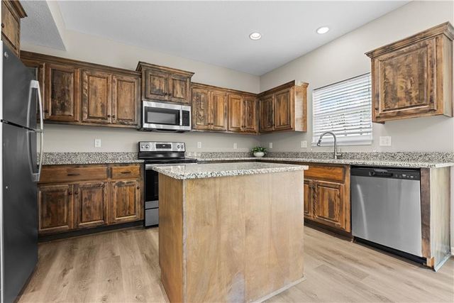20208 E 23rd Terrace Court S, Independence, MO 64057