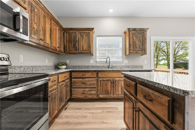 20208 E 23rd Terrace Court S, Independence, MO 64057