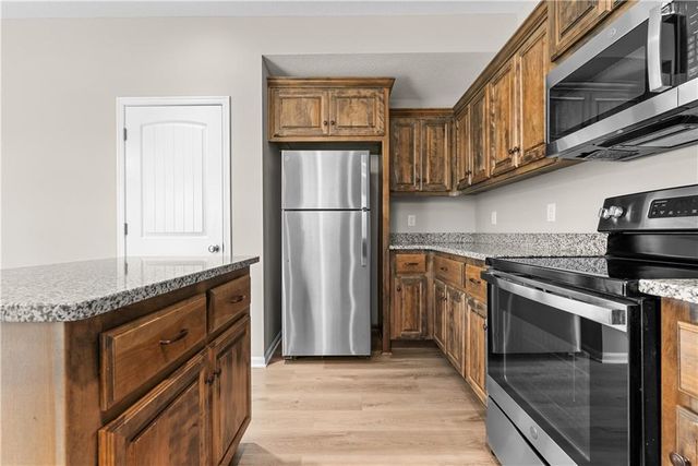 20208 E 23rd Terrace Court S, Independence, MO 64057