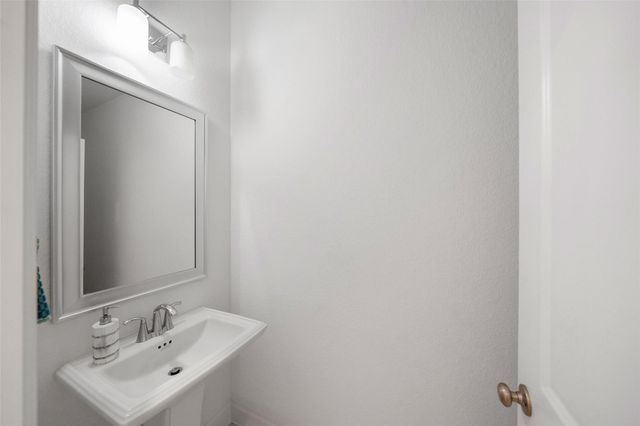 2211 Stone Lodge Court, Richmond, TX 77469