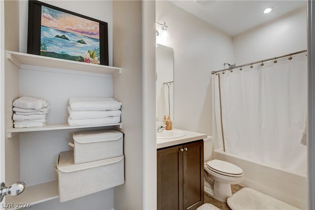 207 Red Sandstone Avenue, North Las Vegas, NV 89031