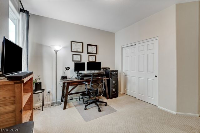 207 Red Sandstone Avenue, North Las Vegas, NV 89031