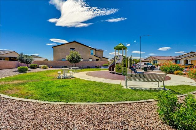 207 Red Sandstone Avenue, North Las Vegas, NV 89031