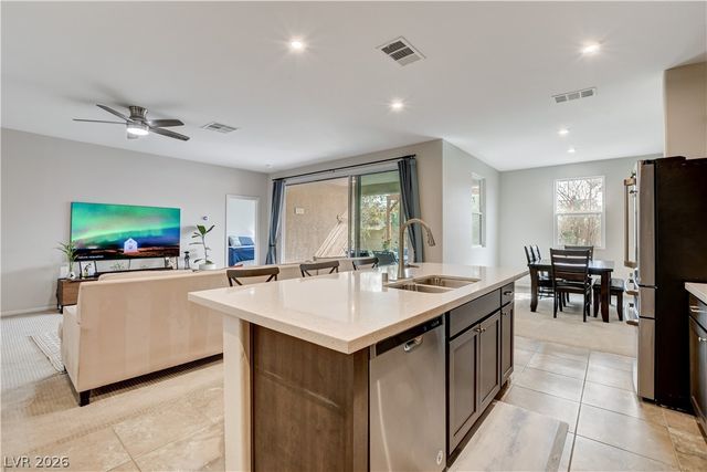 207 Red Sandstone Avenue, North Las Vegas, NV 89031