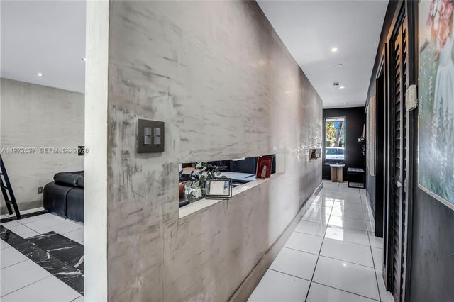 20220 Highland Lakes Blvd, Miami, FL 33179