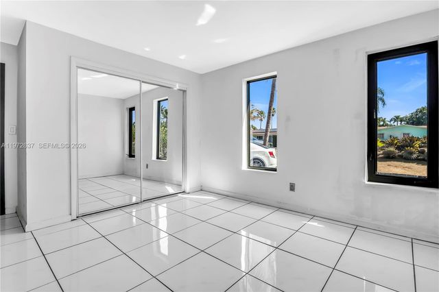 20220 Highland Lakes Blvd, Miami, FL 33179