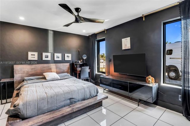 20220 Highland Lakes Blvd, Miami, FL 33179