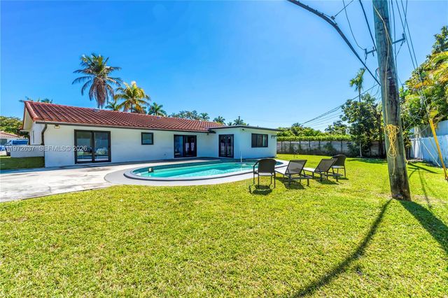 20220 Highland Lakes Blvd, Miami, FL 33179