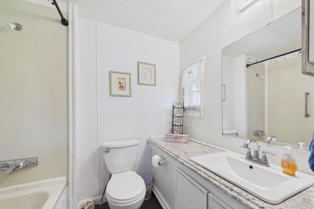 10003 Granada Bay, Boynton Beach, FL 33436