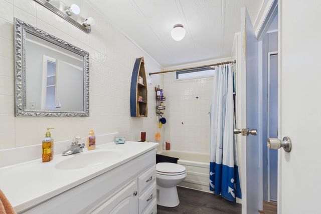 10003 Granada Bay, Boynton Beach, FL 33436