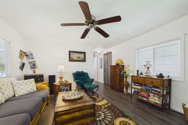 10003 Granada Bay, Boynton Beach, FL 33436