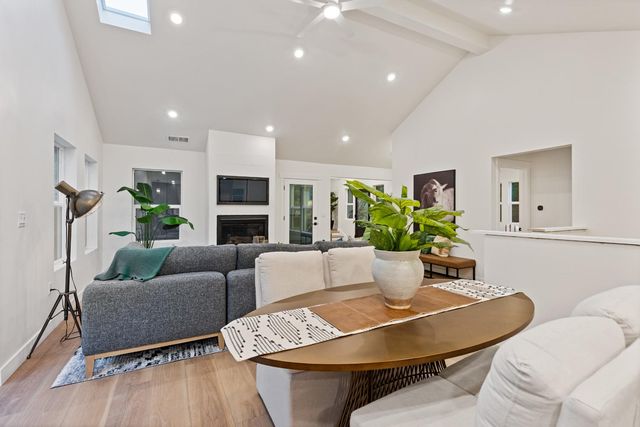 11000 Bubbling Wells Rd, Grass Valley, CA 95945