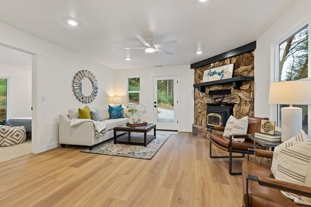 11000 Bubbling Wells Rd, Grass Valley, CA 95945