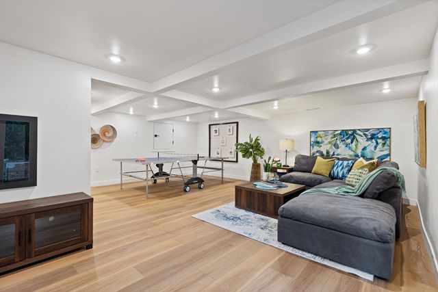 11000 Bubbling Wells Rd, Grass Valley, CA 95945