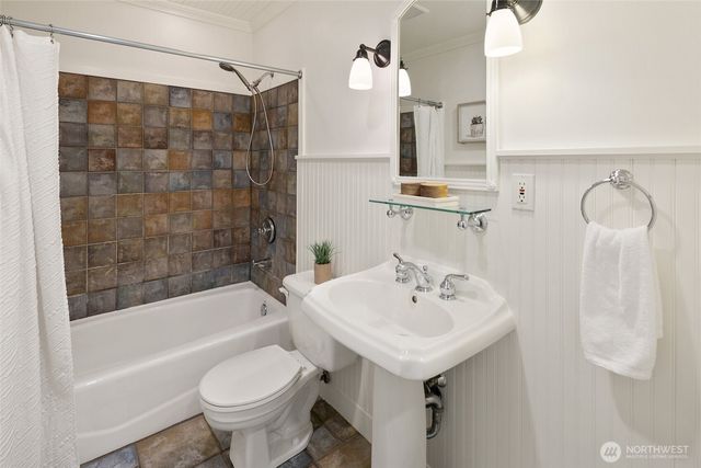 13020 NE 108th Street, Kirkland, WA 98033