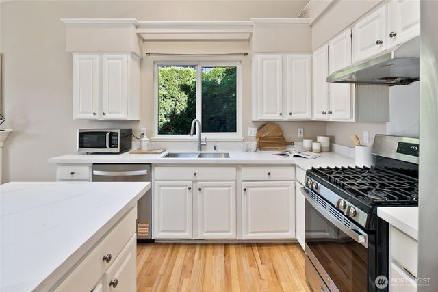 13020 NE 108th Street, Kirkland, WA 98033