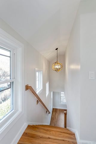 23 Clinton Avenue, Old Saybrook, CT 06475