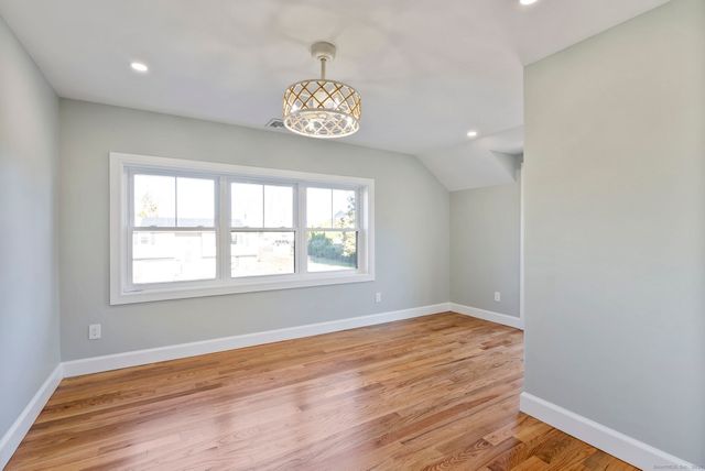 23 Clinton Avenue, Old Saybrook, CT 06475