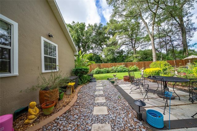 5011 NE 8TH STREET, Ocala, FL 34470