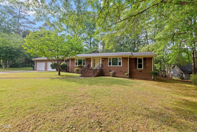 102 Olmstead Court, Garner, NC 27529