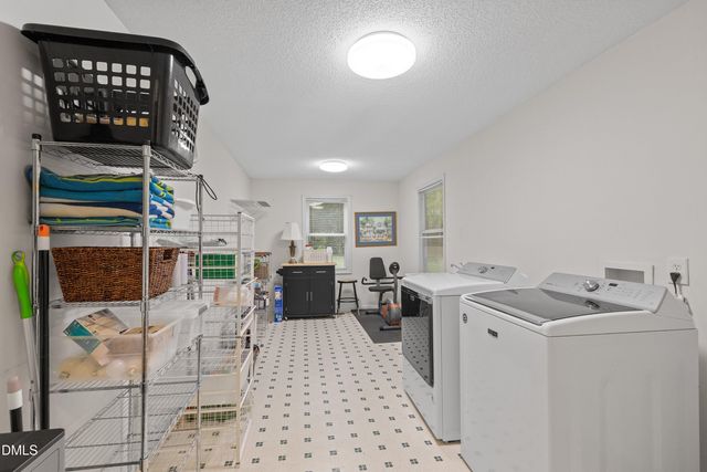 102 Olmstead Court, Garner, NC 27529
