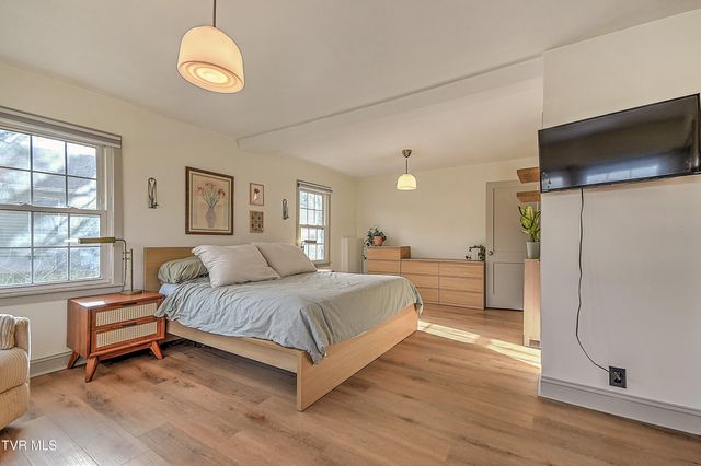 2302 Princeton Lane, Johnson City, TN 37601