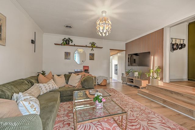 2302 Princeton Lane, Johnson City, TN 37601