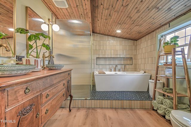 2302 Princeton Lane, Johnson City, TN 37601