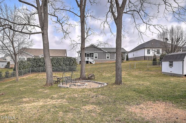2302 Princeton Lane, Johnson City, TN 37601