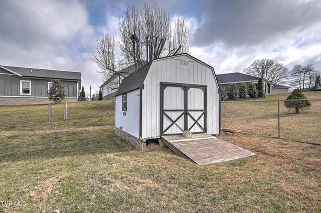2302 Princeton Lane, Johnson City, TN 37601